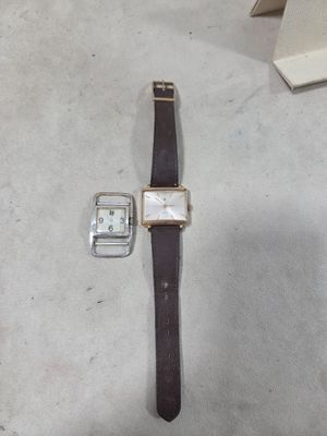 Lip : 2 montres vintages. En l'état.