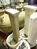 Deux fontaines en plâtre et deux vasques de fontaine (incomp… (photo 2)