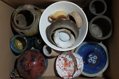 LOT d'objets en céramique : - plaque décorative en terre-cui… - Photo 1