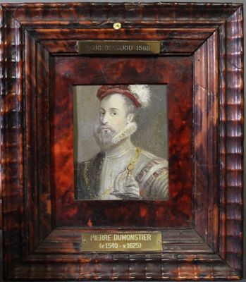 tableau représentant le portrait d'un homme portant un turban, dans un cadre en bois