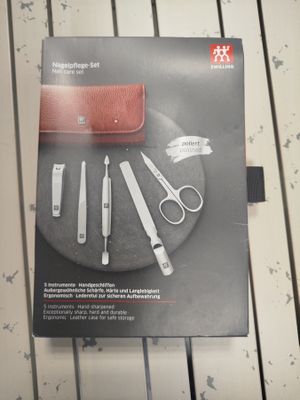 set de manucure ZWILLING (Produit non testé, non vérifié, … - Photo 1