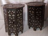 Voici deux tables d'appoint en bois et en métal