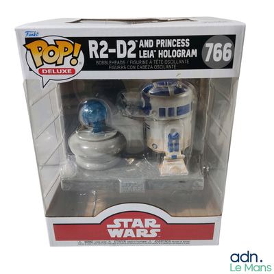 Figurines « Star Wars » R2-D2 et « Princesse R2-D2 » dans une boîte
