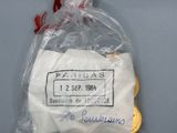 un paquet de biscuits avec une étiquette de prix dessus