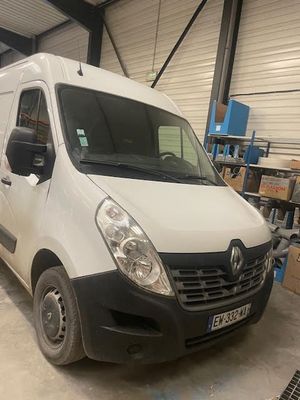CTTE RENAULT MASTER, immatriculée EW-332-WA, du 24/04/2018…