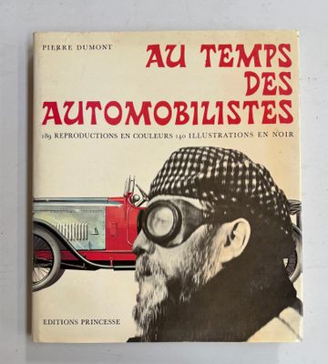 un livre sur lequel figure la photo d'un homme portant un chapeau et des lunettes de protection