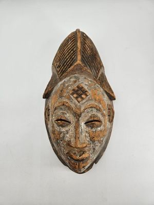 Gabon, Lambdaréné : 1 masque Pounou Gabon.