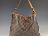 louis vuitton monogram canvas shoulder bag