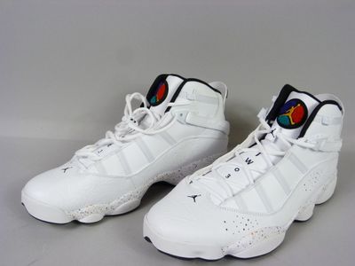 Nike Air Jordan XI Retro blanc / noir - rouge - bleu