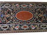 gros plan d'un tapis sur fond blanc