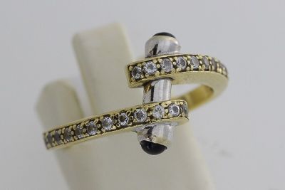 Bague Toi et Moi en or ornée de pavages de pierres et de saphirs caboc - Photo 1