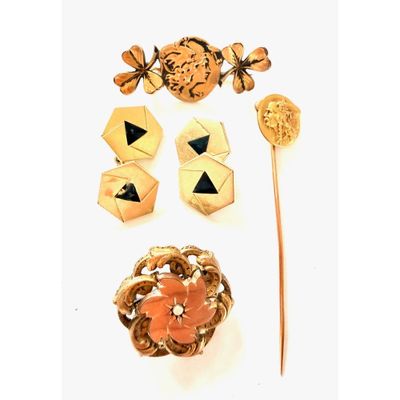 LOT de bijoux anciens en métal doré.