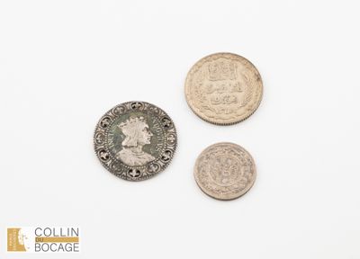 (NUMISMATIQUE) Ensemble de 3 pièces en argent : - 2 pièces d…