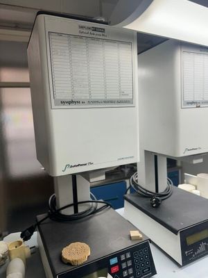 2 Aspirateurs - Photo 1