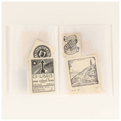 Ex-libris Album rassemblant une collection d’ex-libris décou…