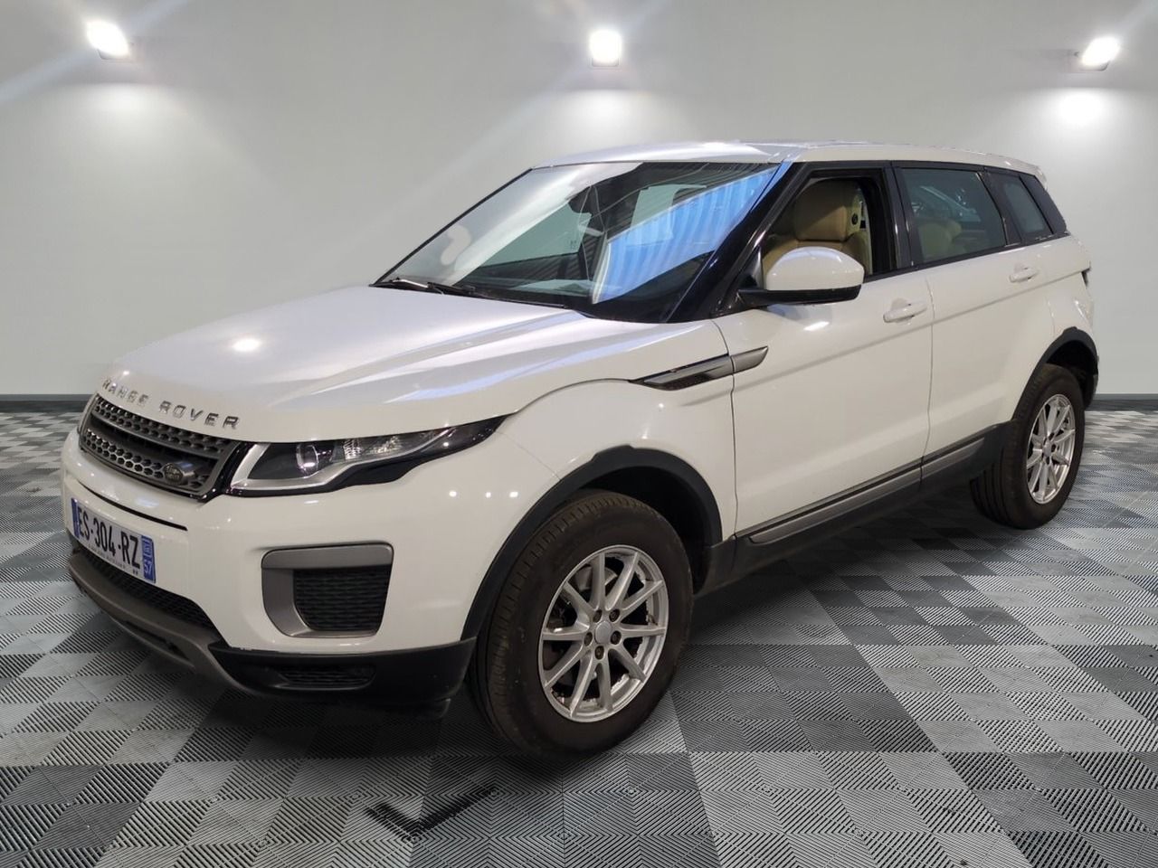 Land Rover Range Rover Evoque TD4 150 BVA Pure 2017 - SUV Compact Élégant