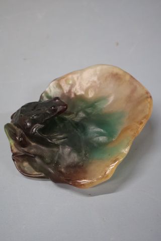DAUM France. Grenouille sur sa feuille de nénuphar Vide -poche en...