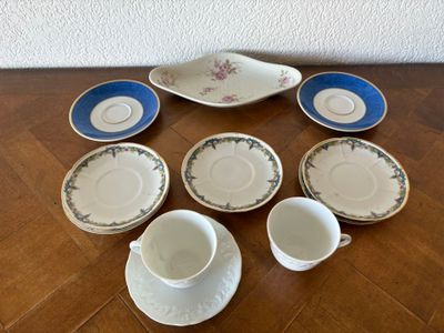 Lot de porcelaines dépareillées dont DESHOULIERES, T.L.B... …