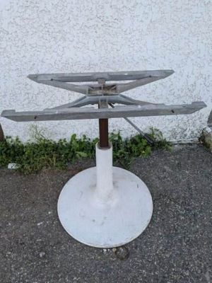 a metal object that is sitting on the ground