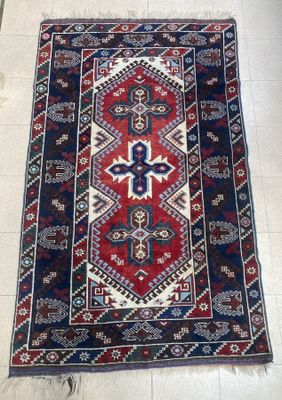 Tapis d'Anatolie (chaine, trame et velours en laine), Ouest …