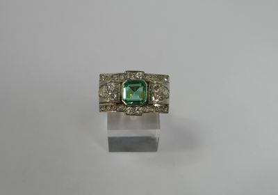 a green tourmaline and diamond ring