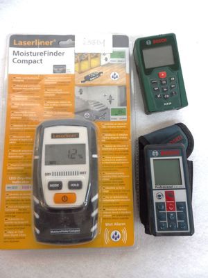 a picture of a cell phone and other items on a table