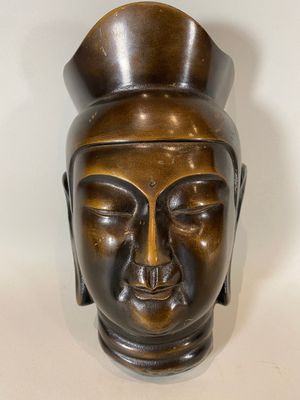 JAPON Masque de divinité en bronze, marquage au dos YOSHIDA …