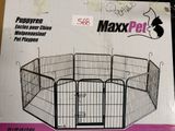 emballage d'un parc pour chien en vente, posé sur une table