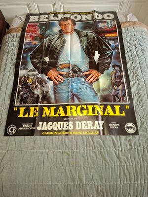 affiche pliée 1,60 x 1,20 m. Le marginal