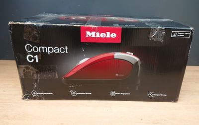 Aspirateur traîneau avec sac MIELE Compact C1 Ecoline, 550 W…