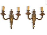 paire d'appliques murales antiques en laiton avec bougeoirs
