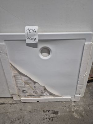 Bac à douche carré (80 x 80 cm).