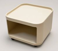 Kartell - Anna Castelli à Binasco - Milano (photo 4)