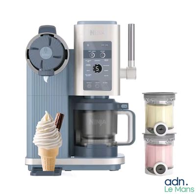 une image représentant une cafetière sur laquelle est posée une glace