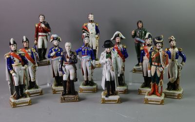 seven figurines of men dressed in military uniforms