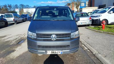 Véhicule VOLKSWAGEN TRANSPORTEUR, immatriculé ET-543-QW.
