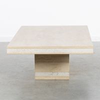 Table basse rectangulaire avec un bord décoratif, en travert… (photo 6)