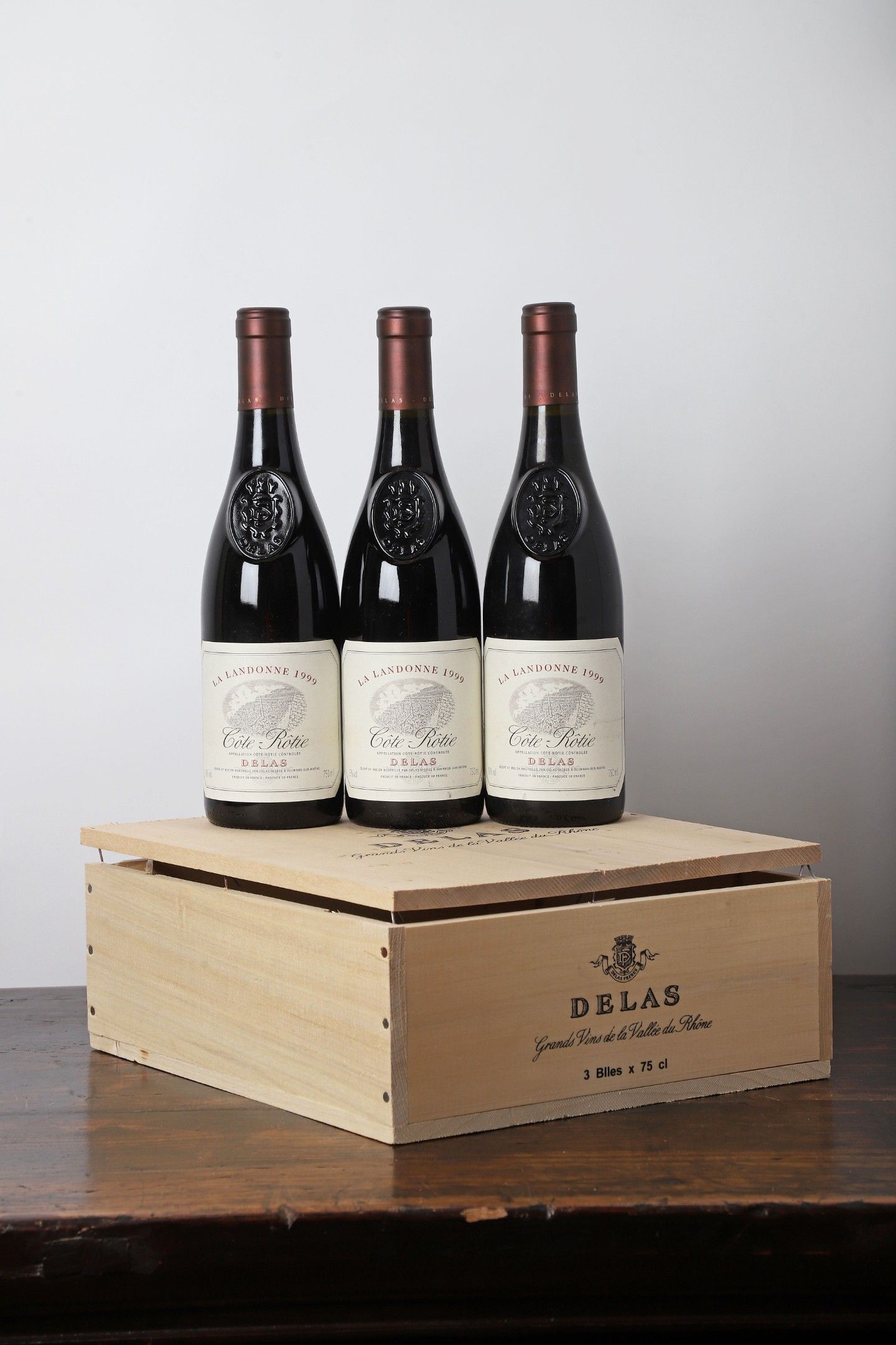 Objets d'art & Curiosités