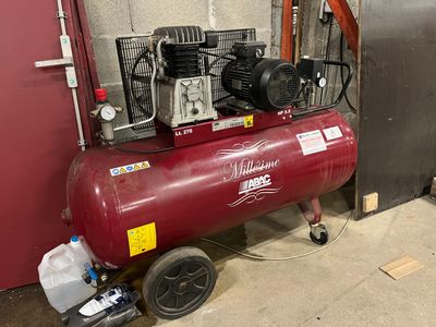 Compresseur ABAC Millésime LT 270. Année 2015, série spéciale ou limit