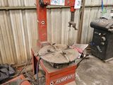 la photo d'une machine qui se trouve dans un garage