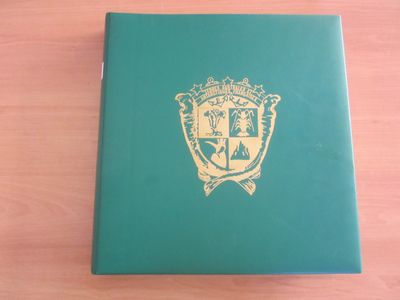 Un album imcomplet des TAFF "La société des Philatélistes" e… - Photo 1