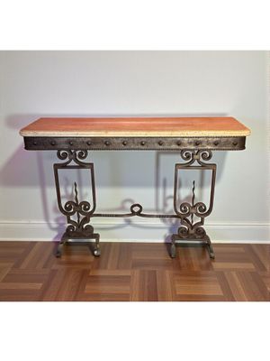 Mobilier Ancien - Meuble en Bois Sculpté - Époque XIXe Siècle