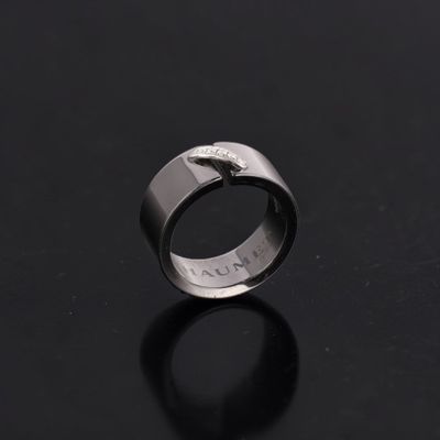 CHAUMET Bague lien en or blanc 18K (750e) et céramique noire… - Photo 1