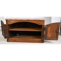 BUFFET DE CHASSE LOUIS XIV en chêne sur plinthe. (photo 3)