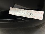 a sticker on the rim of a car that says vauto
