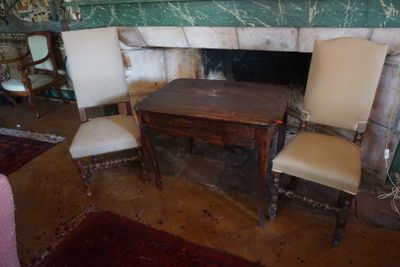 Table coiffeuse Louis XV et 2 fauteuils style Louis XIII - Photo 1