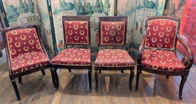 Ensemble de sièges en acajou sculpté et placage d'acajou, ga…