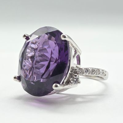 Bague OR Gris Ornee D'Une Amethyste DE 12 CT Epaulee DE Diam…