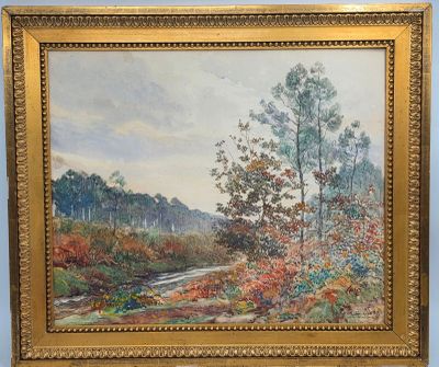un tableau représentant une rivière avec des arbres et des buissons au premier plan