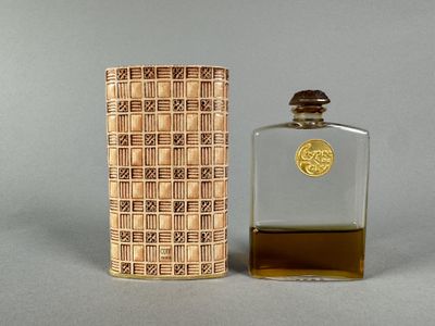 COTY. Flacon de parfum LE CHYPRE DE COTY, 1917. Flacon créé …